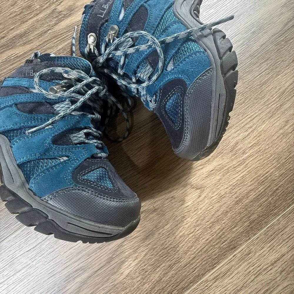L.L. Bean Kids Trail Model Hiker Boots Waterproof Suede Blue Size 2 Outdoors